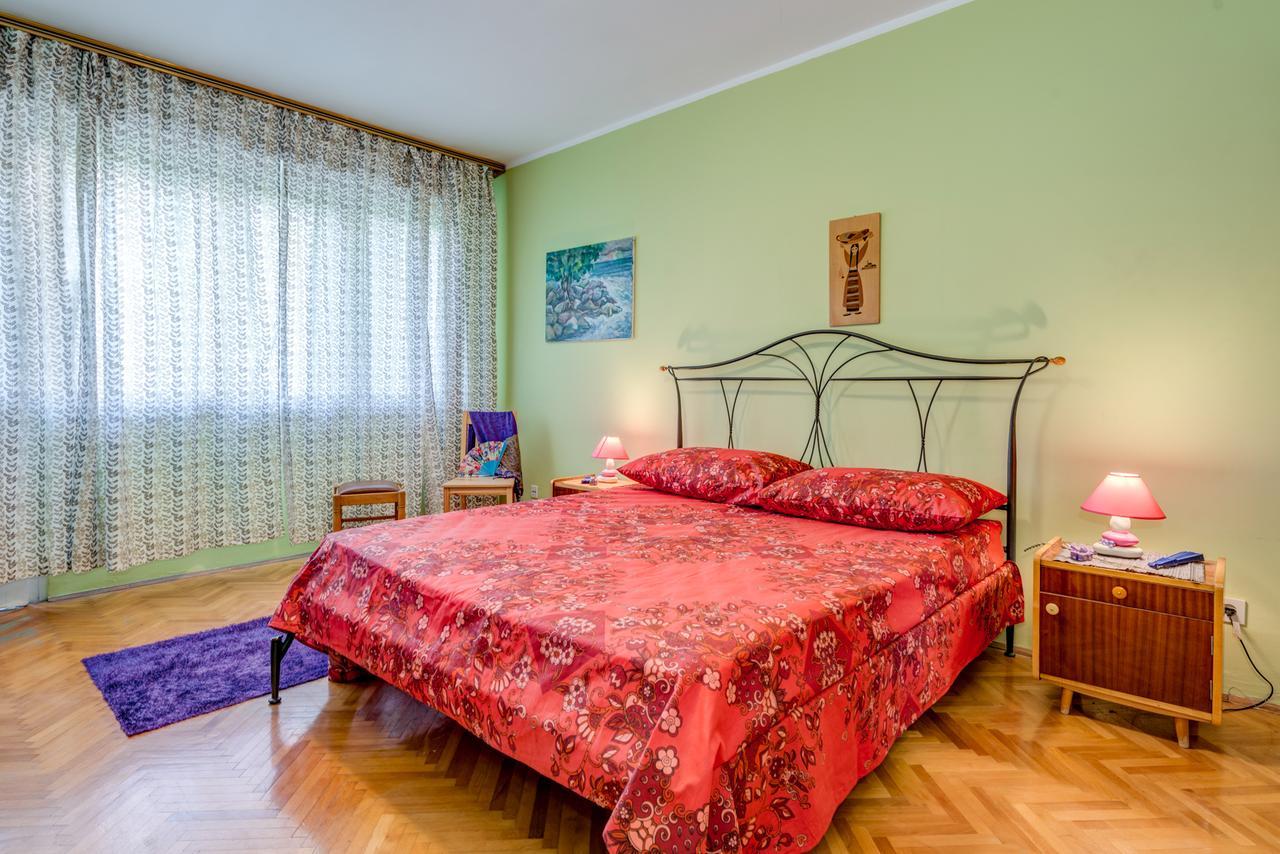 A Quiet Apartment With Balcony In Σπλιτ Εξωτερικό φωτογραφία