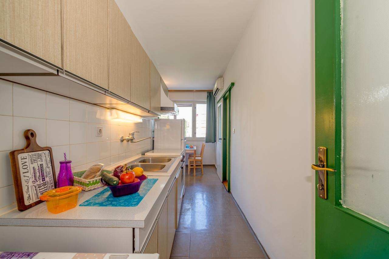A Quiet Apartment With Balcony In Σπλιτ Εξωτερικό φωτογραφία